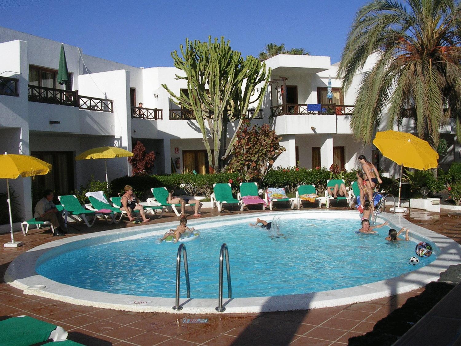 Apartamentos Maribel Puerto del Carmen  Buitenkant foto