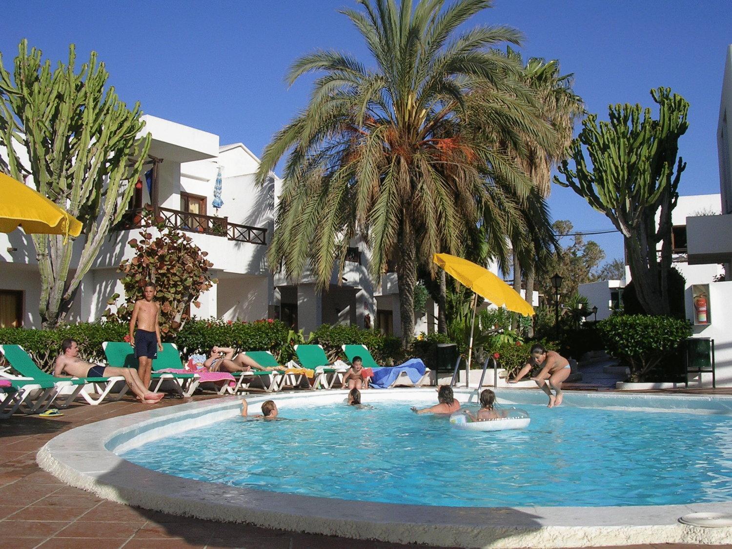 Apartamentos Maribel Puerto del Carmen  Buitenkant foto